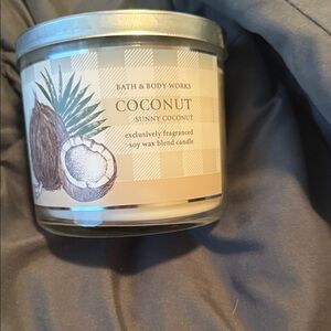 Bath & Body Works Coconut Sunny Candle - Cream and Silver